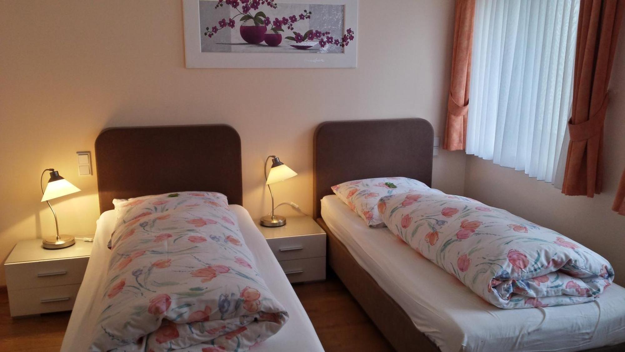 Barcelona Bed & Breakfast Düsseldorf Quarto foto